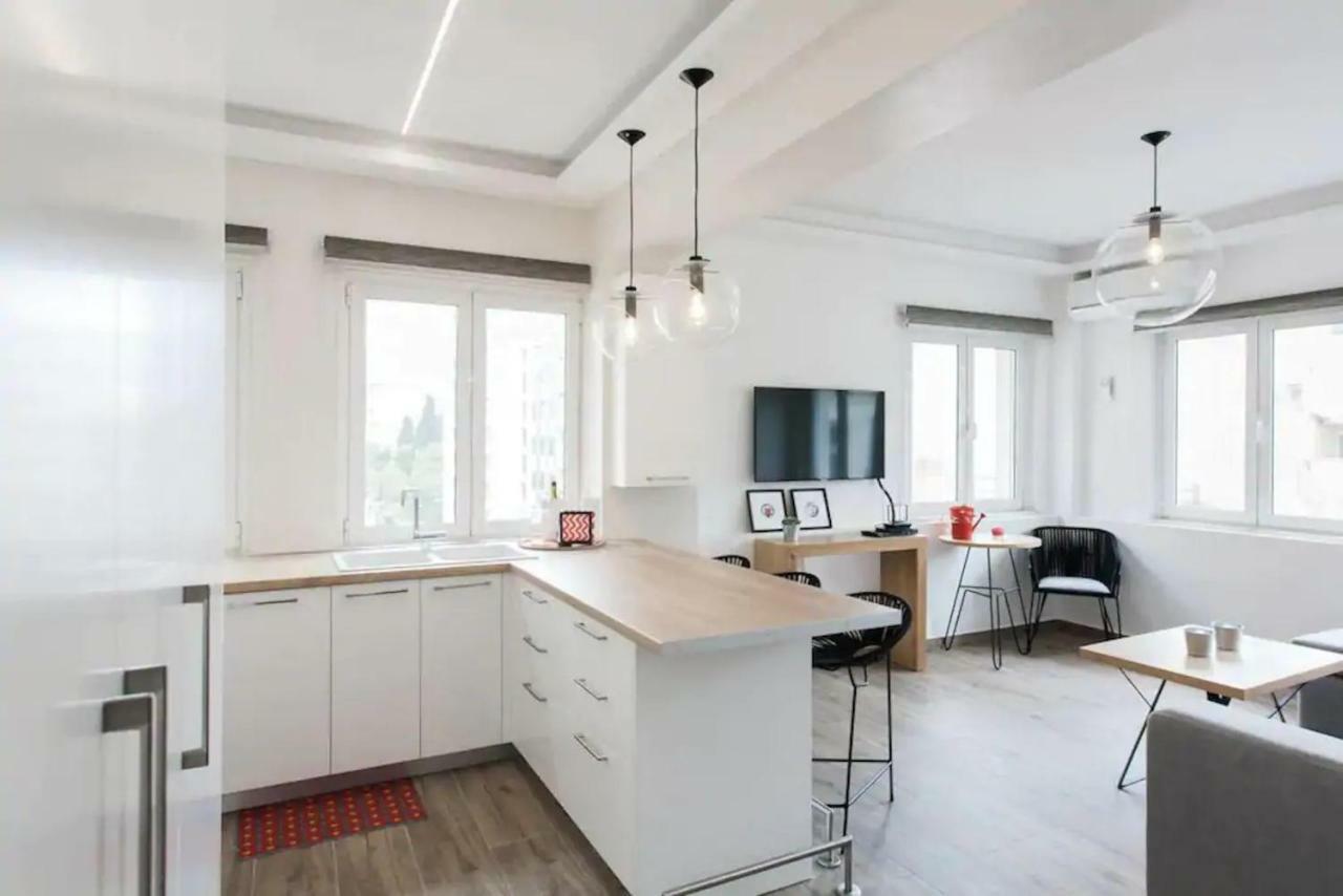 Cosmosdome. View In The Heart Of Athens! Appartement *